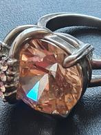 Jaren80 ring met facet geslepen zirkon champagne en wit, Overige materialen, Overige kleuren, 20 of groter, Ophalen of Verzenden