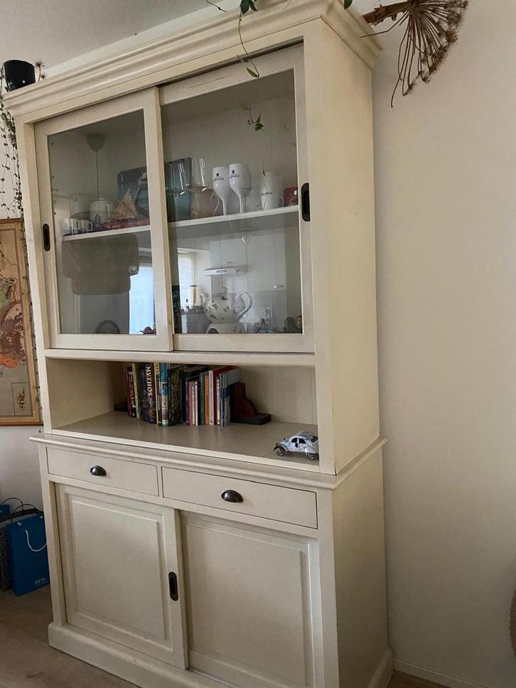 Crème witte servieskast met schuifdeuren, Huis en Inrichting, Kasten | Buffetkasten, Zo goed als nieuw, 100 tot 150 cm, 25 tot 50 cm