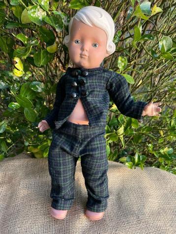 oude Schildpadpop maat 41. beschikbaar voor biedingen