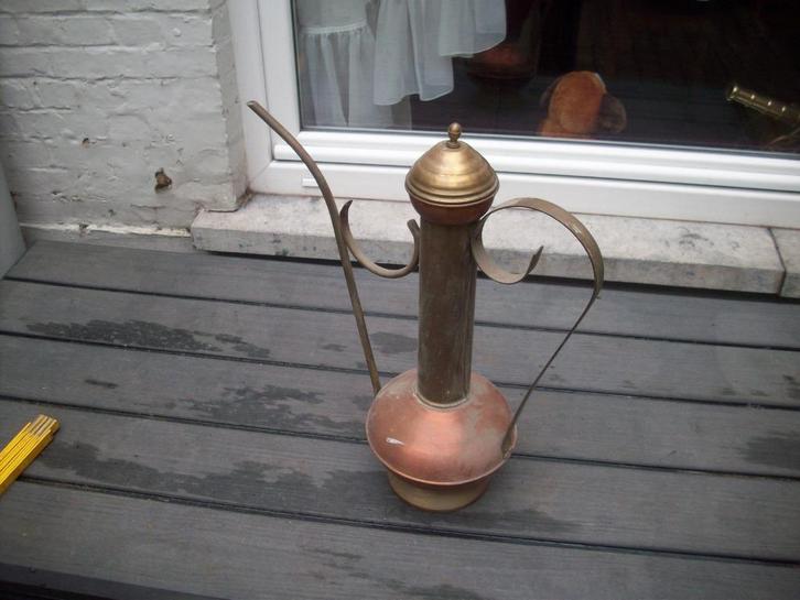denk een turkse karaf ? of zo met deksel, Antiek en Kunst, Antiek | Koper en Brons, Koper, Ophalen of Verzenden