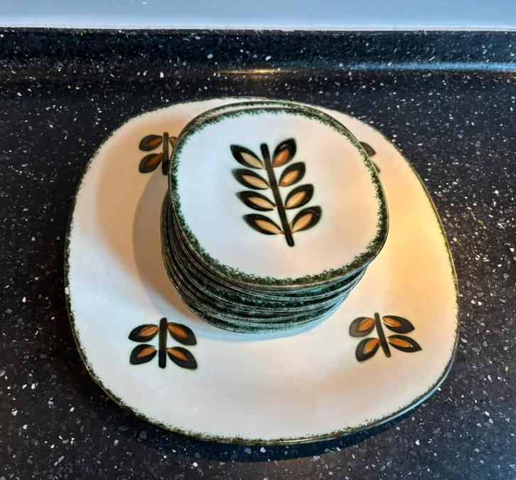 Boch Belgium Rambouillet gebakset, Huis en Inrichting, Keuken | Servies, Zo goed als nieuw, Bord(en), Overige stijlen, Porselein