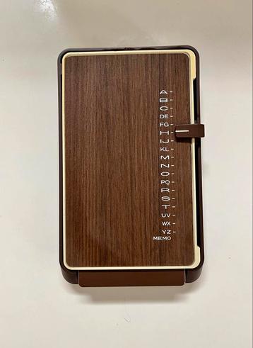 Vintage telefoon klapper beschikbaar voor biedingen