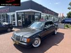 Mercedes-benz 200-500 (W124) 300 E automaat  | tekst lezen |, Auto's, Oldtimers, Automaat, Zwart, Mercedes-Benz, Bedrijf