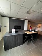 Showroomkeuken met AEG wijnkoeler en Aeg combistoomoven, Huis en Inrichting, Keuken | Complete keukens, Ophalen, Overige typen