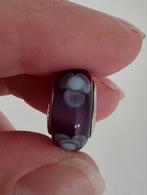 Pandora Murano Glass Charm paars/licht blauw, Sieraden, Tassen en Uiterlijk, Bedels, Glas of Kristal, Pandora, Ophalen of Verzenden