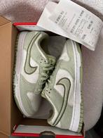 Nike Dunk Low Fleece Green Honeydew 38, Nike, Nieuw, Ophalen of Verzenden, Sneakers of Gympen