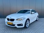 BMW 2-Serie Coupé 228i M Sport Automaat Org NL NAP wit, Auto's, Automaat, 74 €/maand, 4 cilinders, 700 kg