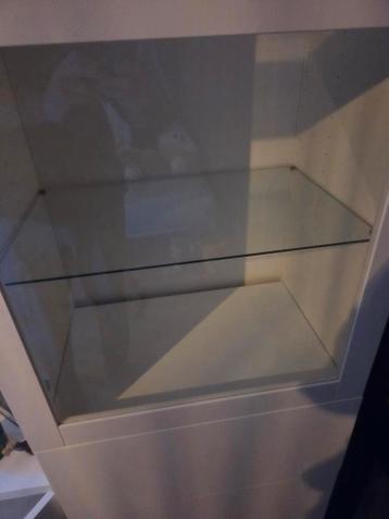 IKEA BESTÅ opbergcombinatie met glazen deuren - afbeelding 3