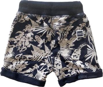 korte broek van Born 2 Be famous ( 74 ) beschikbaar voor biedingen