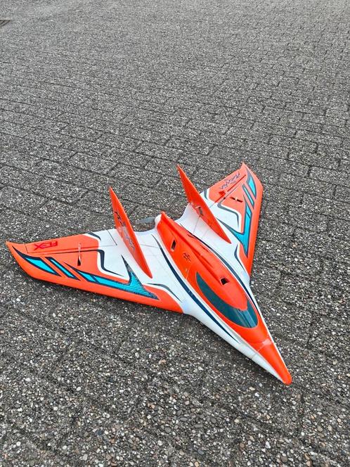 Flex innovations pirania 6s race monster rc vliegtuig, Hobby en Vrije tijd, Modelbouw | Radiografisch | Vliegtuigen, Zo goed als nieuw