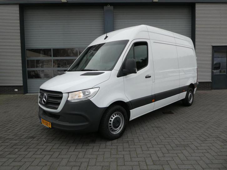 Mercedes-Benz Sprinter 215 CDI L2H2 airco, navigatie ,trekha, Auto's, Bestelauto's, Bedrijf, Te koop, Achteruitrijcamera, Airconditioning