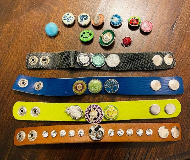 4 leuke chunks armbanden, drukkerarmbanden + extra drukkers, Sieraden, Tassen en Uiterlijk, Armbanden, Zo goed als nieuw, Leer