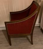 Oude eiken stoel met wijnrode stof, Huis en Inrichting, Fauteuils, Ophalen, Stof, 50 tot 75 cm