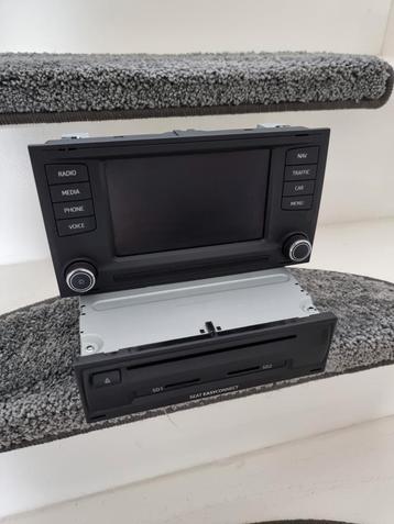 Seat Leon 5F Radio Multimedia MIB 2013-2017 beschikbaar voor biedingen