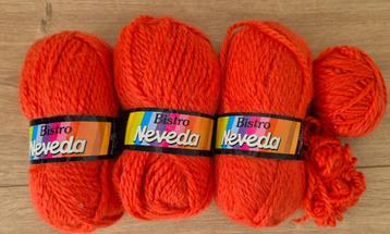 Neveda Bistro. Breigaren. Wol. Oranje. 3 Bollen. beschikbaar voor biedingen