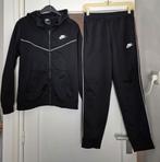 Nike joggingpak jongen maat 158-170, Ophalen of Verzenden, Zo goed als nieuw, Setje, Nike
