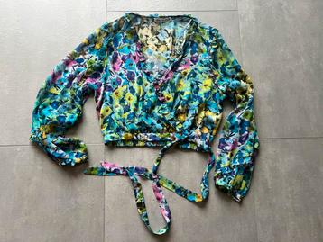 Leuke bloemige Zara blouse met overslag! beschikbaar voor biedingen