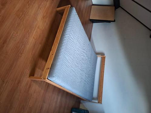 Ikea bedframe 140 x 200, Huis en Inrichting, Slaapkamer | Bedden, Zo goed als nieuw, Tweepersoons, 140 cm, 200 cm, Hout, Overige kleuren