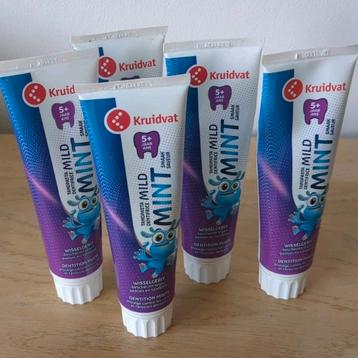 5x kindertandpasta voor een wisselgebit beschikbaar voor biedingen
