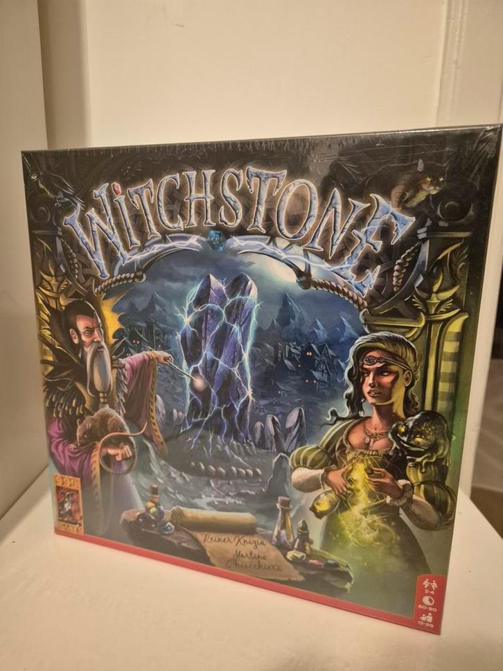 Witchstone Bordspel in seal, Hobby en Vrije tijd, Gezelschapsspellen | Bordspellen, Zo goed als nieuw, Een of twee spelers, Drie of vier spelers