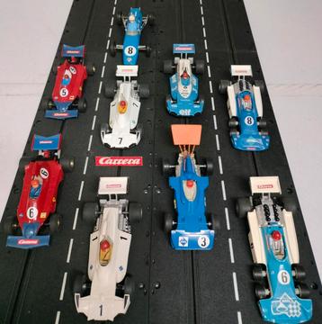 Carrera Universal racebaan raceauto snelle Formule 1 racers. beschikbaar voor biedingen