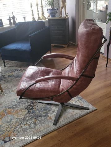Fauteuil Job van Gossens beschikbaar voor biedingen