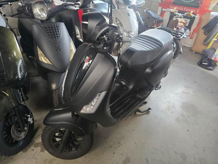 Gts Bravo Snorfiets - Nieuwstaat - 2024!, Fietsen en Brommers, Scooters | Yamaha, Nieuw, Overige modellen, Maximaal 25 km/u, Benzine