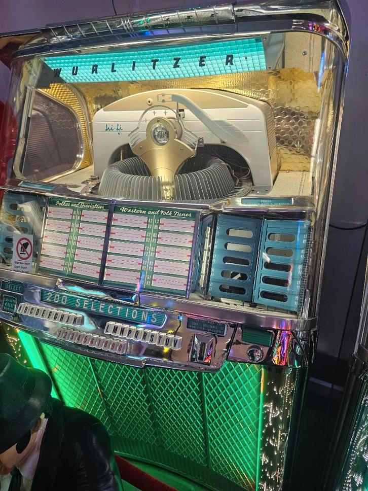 Wurlitzer 2100, Verzamelen, Automaten | Jukeboxen, Zo goed als nieuw, Wurlitzer, Voor 1950, Met singles, Ophalen