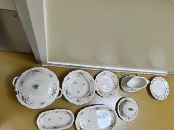 Servies Bavaria beschikbaar voor biedingen