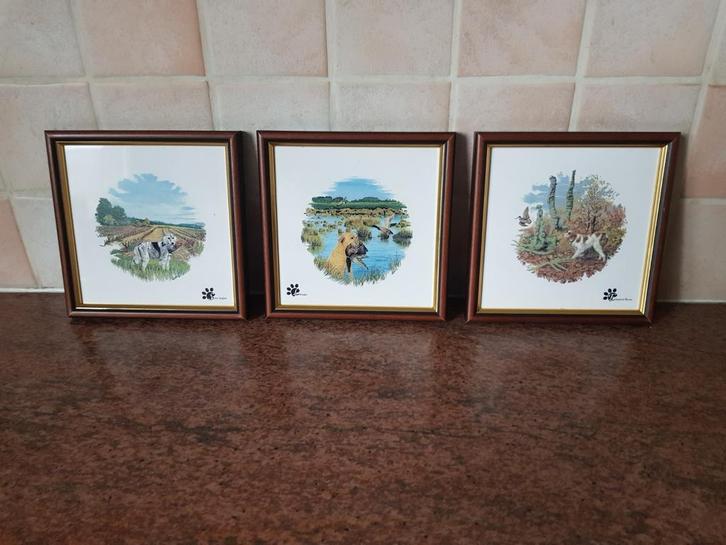 3 delige tegelset: afbeelding jachthonden, Antiek en Kunst, Antiek | Wandborden en Tegels, Ophalen of Verzenden
