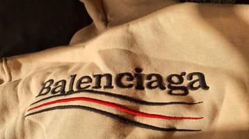 Balenciaga Oversized Hoodie - Logo & Backprint beschikbaar voor biedingen