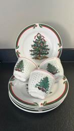 Kerstservies 6 dinerborden en 3 kommetjes kerstboom decor, Antiek en Kunst, Ophalen of Verzenden