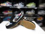 Nike SB Dunk Low - Supreme X Rammellzee (2023) 42.5, Kleding | Heren, Schoenen, Ophalen of Verzenden, Nieuw