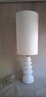 vintage tafellamp zweeds design, Ophalen of Verzenden, Gebruikt, Glas, 50 tot 75 cm