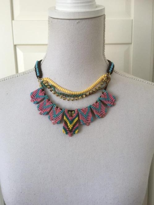 Claires ibiza style felle kleurtjes touw ketting, Sieraden, Tassen en Uiterlijk, Kettingen, Nieuw, Overige materialen, Zwart, Met hanger