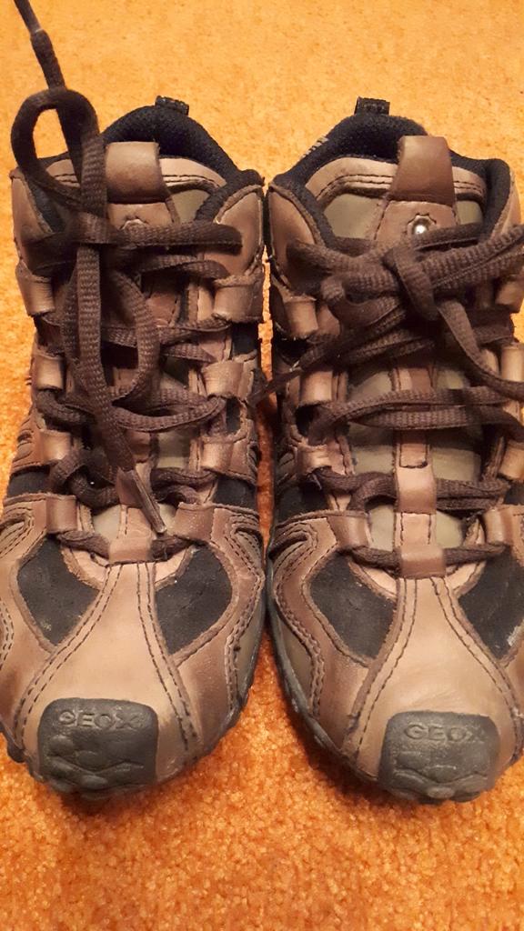 Geox jongensschoenen maat 28, Kinderen en Baby's, Babykleding | Schoentjes en Sokjes, Zo goed als nieuw, Jongetje, Schoentjes