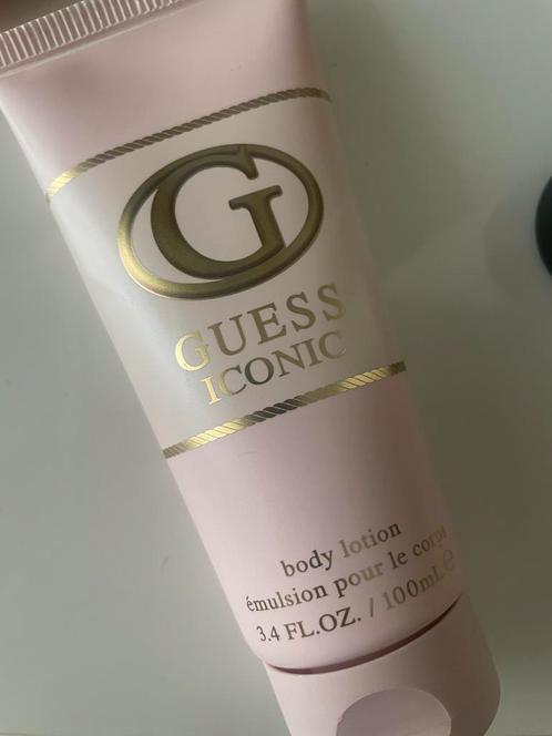 New Guess Iconic Bodylotion, Sieraden, Tassen en Uiterlijk, Uiterlijk | Gezichtsverzorging, Nieuw, Verzorging, Ophalen of Verzenden