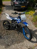Pitbike 125cc 4 takt, Fietsen en Brommers, Brommers | Crossbrommers, 125 cc, Zo goed als nieuw, 4 versnellingen, Ophalen