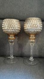 Glazen vazen/windlicht op voet, Huis en Inrichting, Woonaccessoires | Kandelaars en Kaarsen, Overige materialen, 25 tot 50 cm