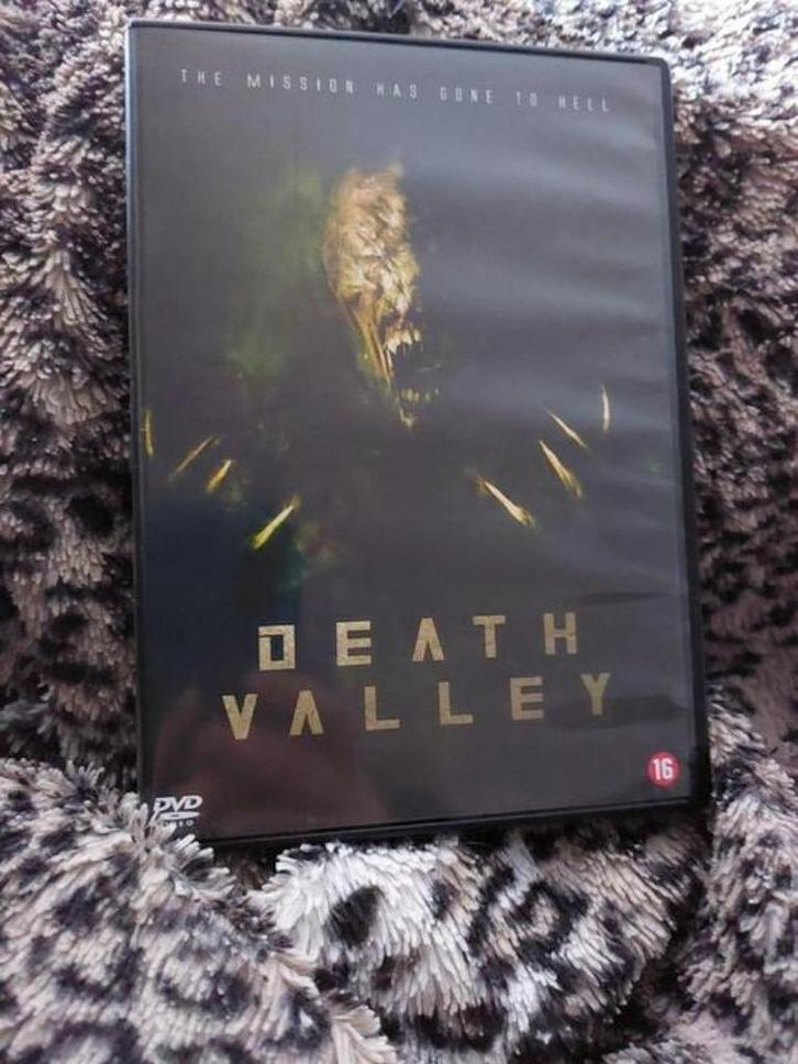 Death Valley, What lies below, Cd's en Dvd's, Dvd's | Horror, Zo goed als nieuw, Monsters, Vanaf 16 jaar, Ophalen of Verzenden