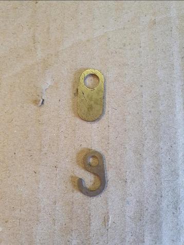 T.k 1 los ketting haakje en ketting stopper

 beschikbaar voor biedingen
