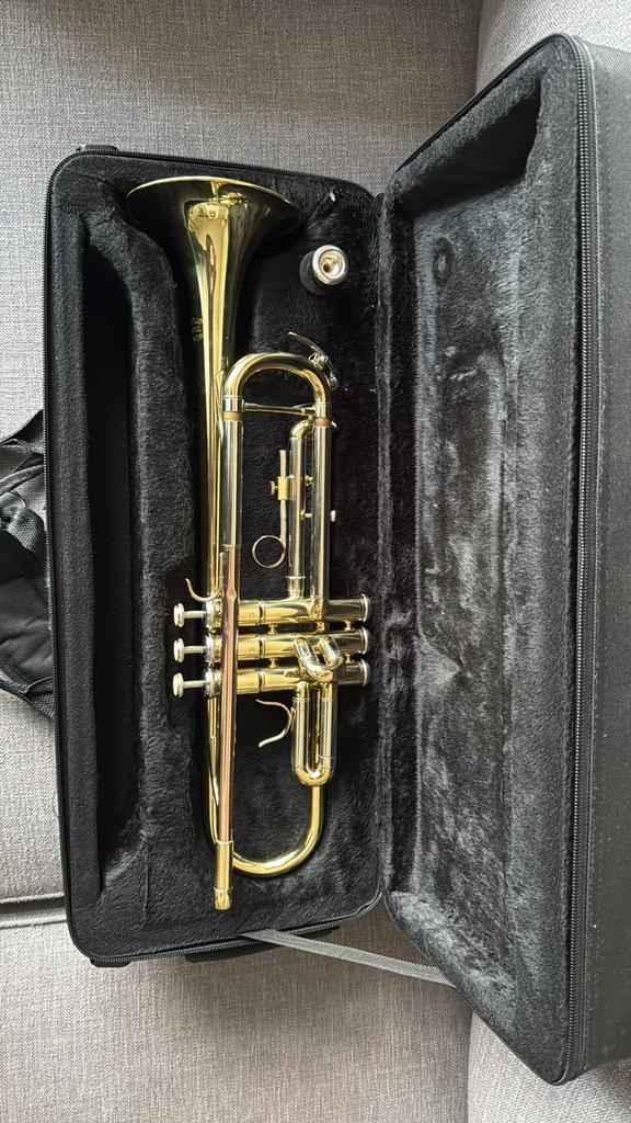Thomann trompet, Muziek en Instrumenten, Blaasinstrumenten | Trompetten, Gebruikt, Bes-trompet, Met koffer, Ophalen