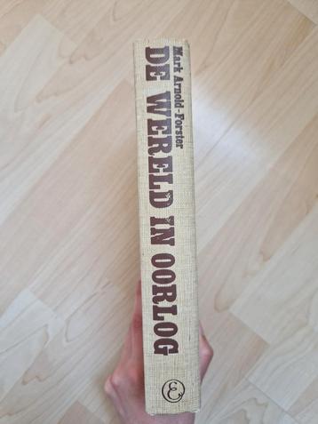 De wereld in oorlog beschikbaar voor biedingen