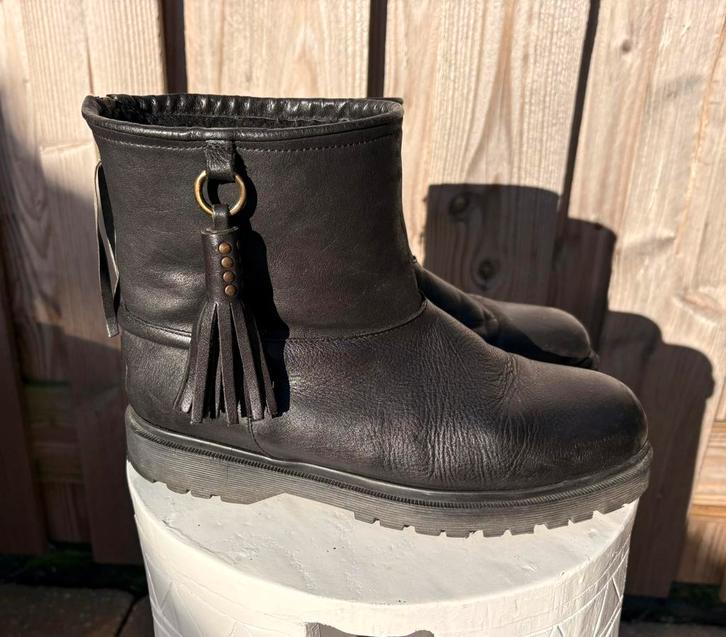 CHA IBIZA Classic Low leer en gevoerd met merinowol mt41, Kleding | Dames, Schoenen, Zo goed als nieuw, Zwart, Ophalen of Verzenden