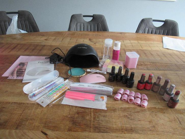 uitgebreide Pink Gellac nagel Gellak set met lamp., Sieraden, Tassen en Uiterlijk, Uiterlijk | Cosmetica en Make-up, Zo goed als nieuw