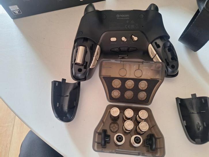 Nacon revolution unlimited. Scuff controller., Spelcomputers en Games, Spelcomputers | Sony PlayStation Consoles | Accessoires