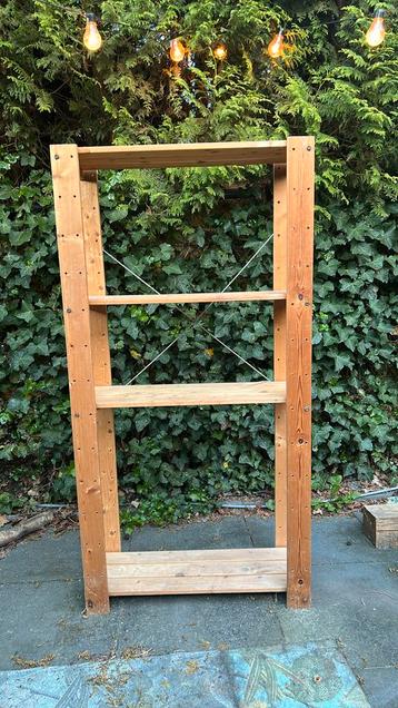 Houten stellingkast 