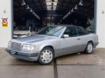 Mercedes-Benz 300-serie 300 CE 24-v W124 (bj 1994), Auto's, Oldtimers, Achterwielaandrijving, Zwart, Cabriolet, 4 stoelen