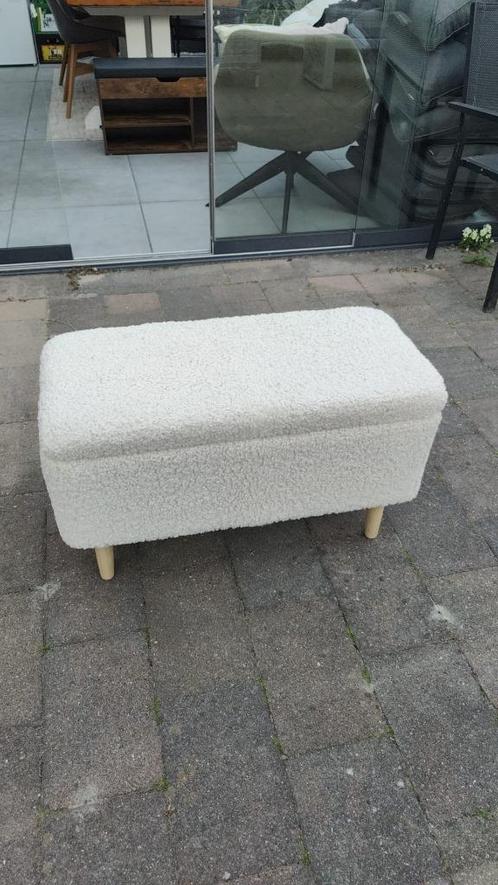 Teddy bankje met opbergruimte gebroken wit - 75 x 46 x 38 cm, Huis en Inrichting, Overige Huis en Inrichting, Zo goed als nieuw