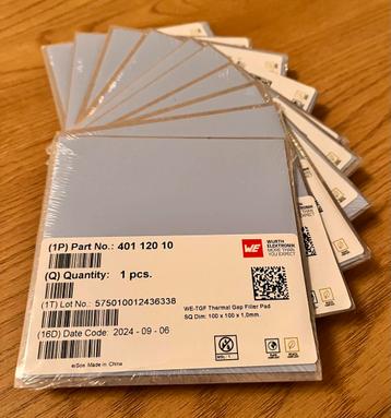 10 stuks thermal pads (100 x 100 x 1.0 mm) beschikbaar voor biedingen